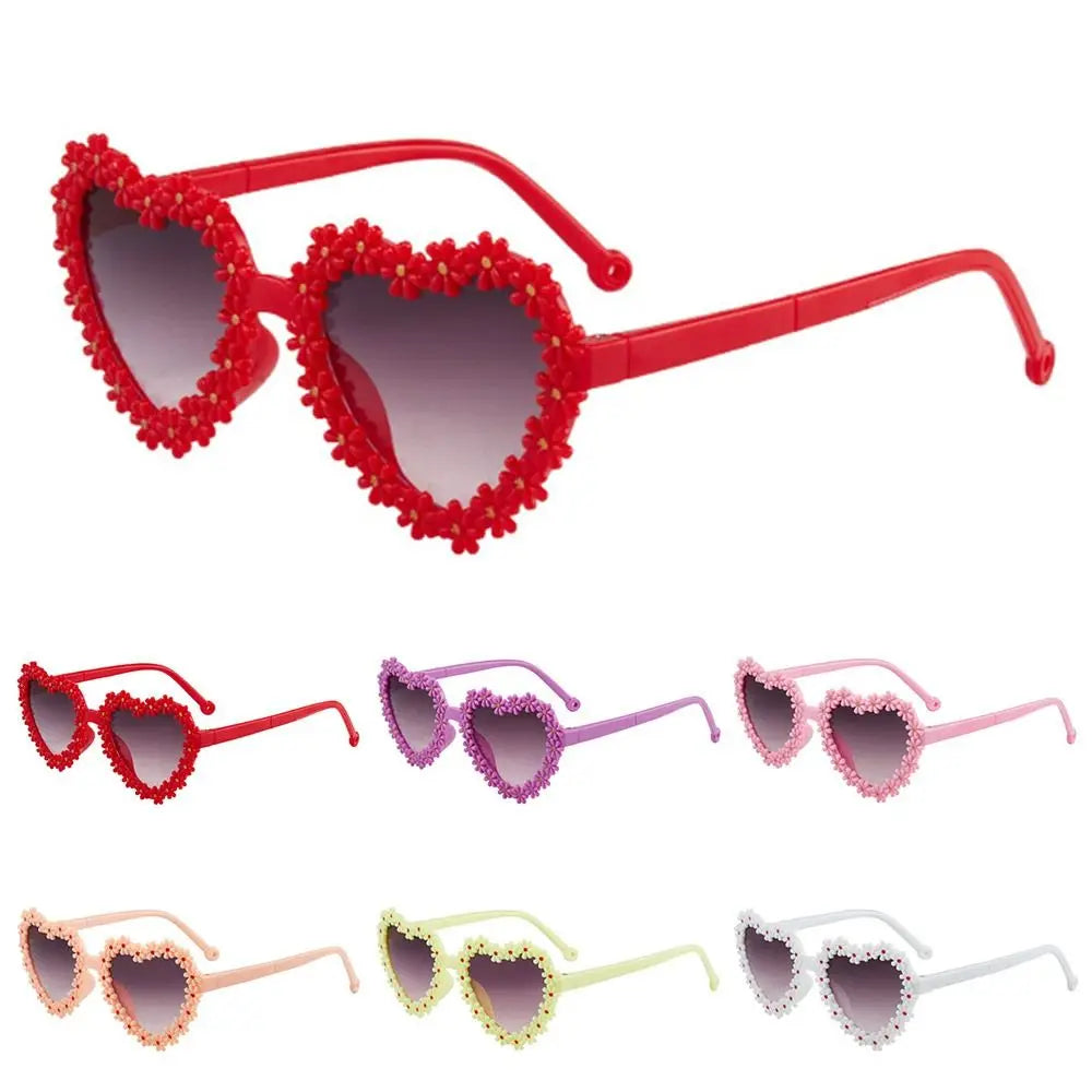 Heart-Shaped Daisy Sunglasses For All The Beautiful Toddlers