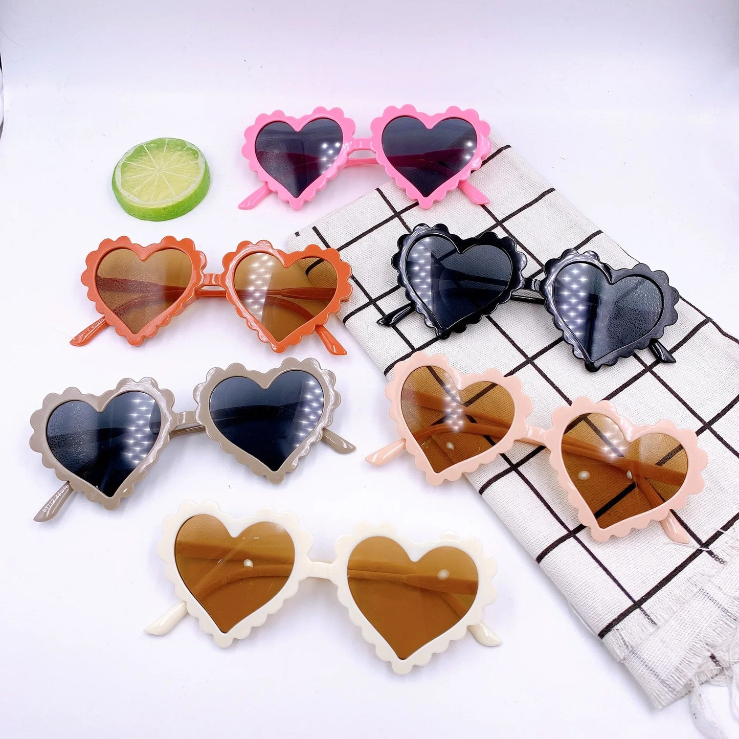 New Scalloped Heart Shaped Sunglasses for Children UV400